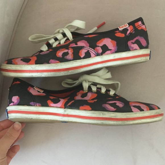 kate spade keds black pink kiss lips sneakers 6 - Picture 13 of 14